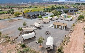 Broken Spur Inn&Steakhouse